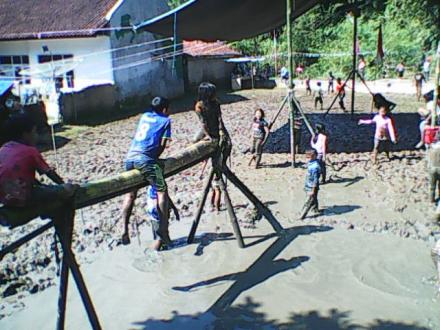 Album : Kegiatan Warga dalam memperingati HUT RI ke 72